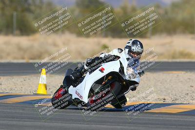 media/Jan-14-2024-SoCal Trackdays (Sun) [[2e55ec21a6]]/Turn 6 (125pm)/